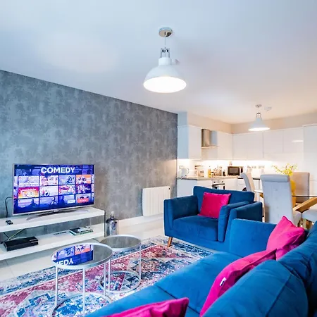 Luxury Apt With Parking Galway Exterior photo