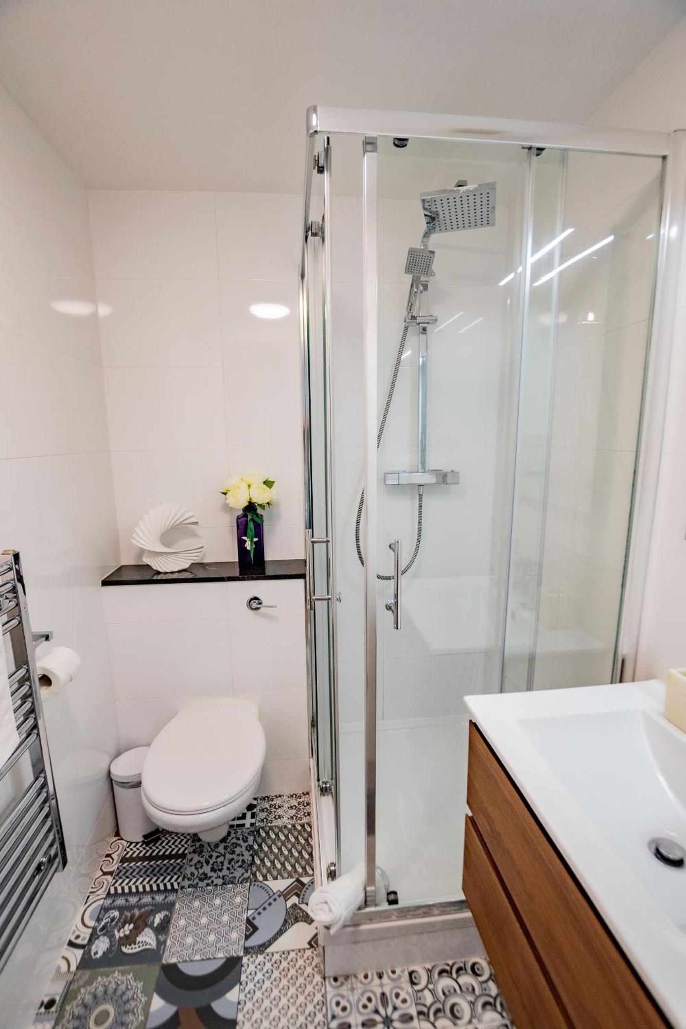 Luxury With Parking Apartment Galway